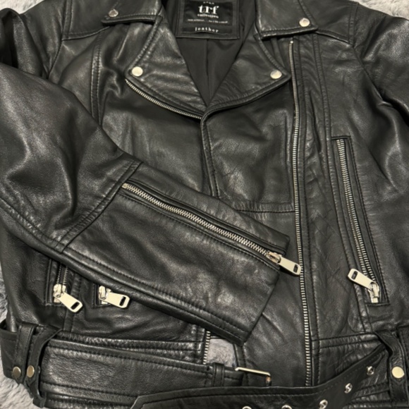 Leather Black Bike Jacket - Picture 7 of 8